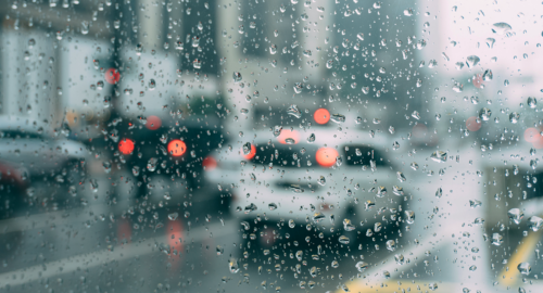 10 Driving Tips: How to Navigate in a Storm